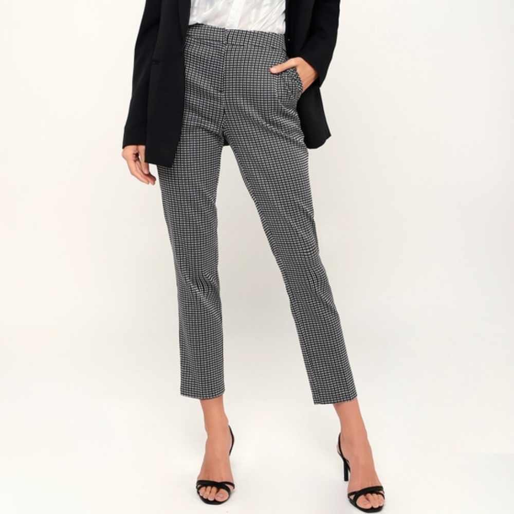 LULUS- BLACK & WHITE PLAID PANTS